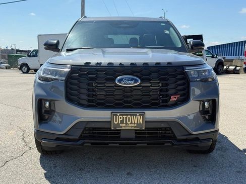 New 2026 Ford Explorer ST image 10