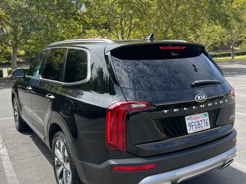 Used 2020 Kia Telluride S FWD image 7