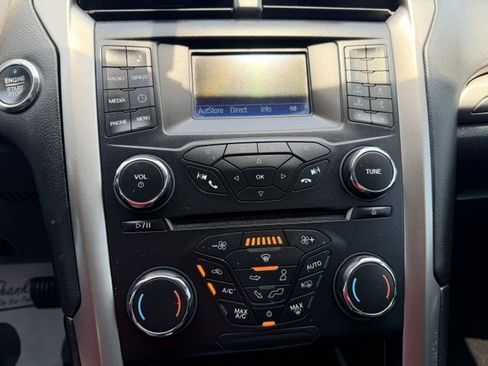 Used 2017 Ford Fusion SE w/ Equipment Group 601A FWD image 23