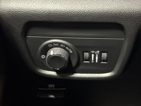 New 2026 Jeep Grand Cherokee L 4WD image 19