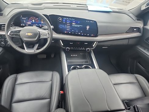 Used 2025 Chevrolet Tahoe LT image 6