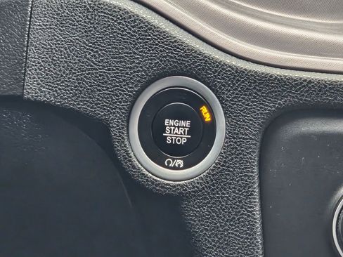 Used 2023 Dodge Charger Scat Pack w/ Harman/Kardon Audio Group image 15