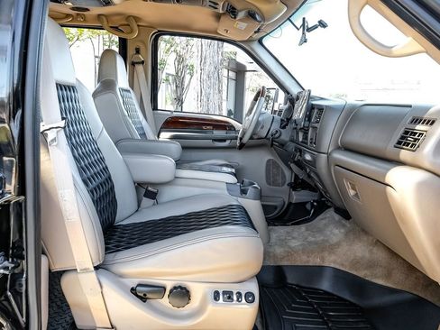 Used 2002 Ford Excursion Limited image 30