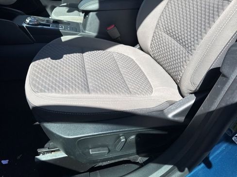 Used 2020 Ford Escape SE AWD/4WD image 6