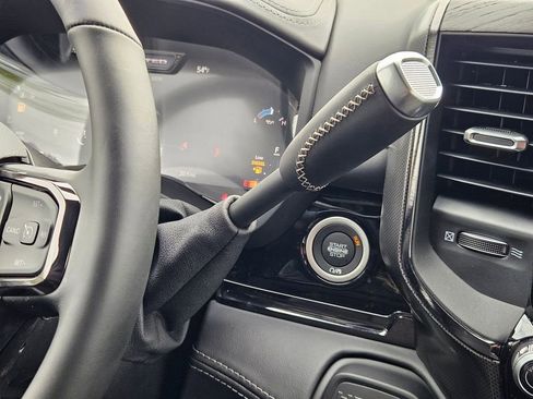 New 2026 RAM 2500 Limited AWD/4WD image 25