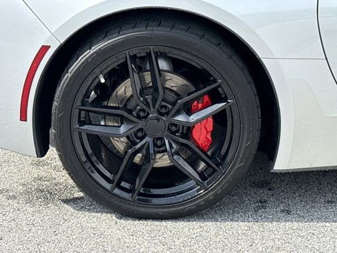 Used 2015 Chevrolet Corvette Stingray Coupe w/ 2LT Preferred Equipment Group image 15