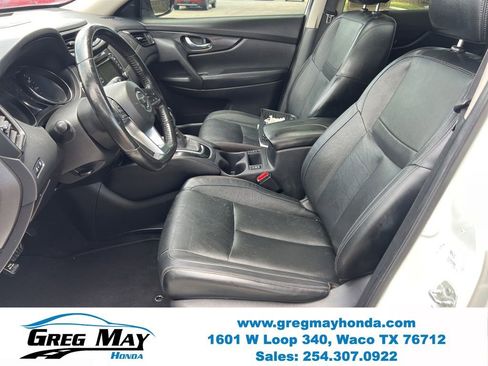 Used 2018 Nissan Rogue SL w/ Premium Package FWD image 22