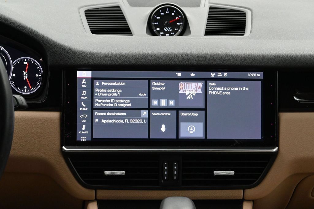 Certified 2021 Porsche Cayenne S AWD/4WD image 21