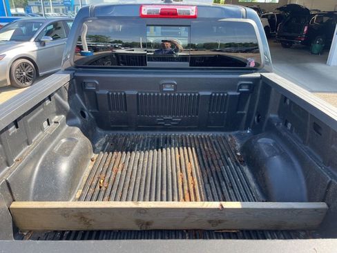 Used 2020 Chevrolet Colorado Z71 AWD/4WD image 9