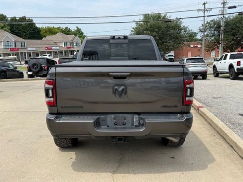 Used 2022 RAM 2500 Laramie AWD/4WD image 7