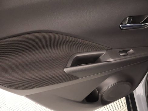 Used 2022 Nissan Kicks SV image 15