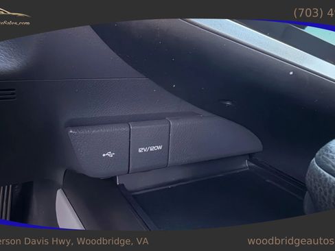 Used 2022 Toyota Camry LE image 17