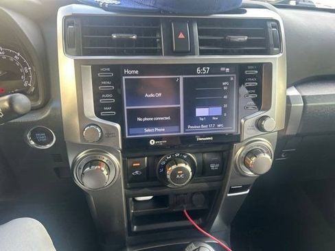 Used 2022 Toyota 4Runner SR5 AWD/4WD image 3