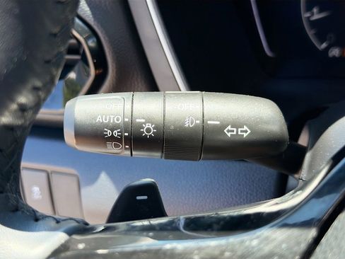 Used 2025 Honda Pilot EX-L image 21