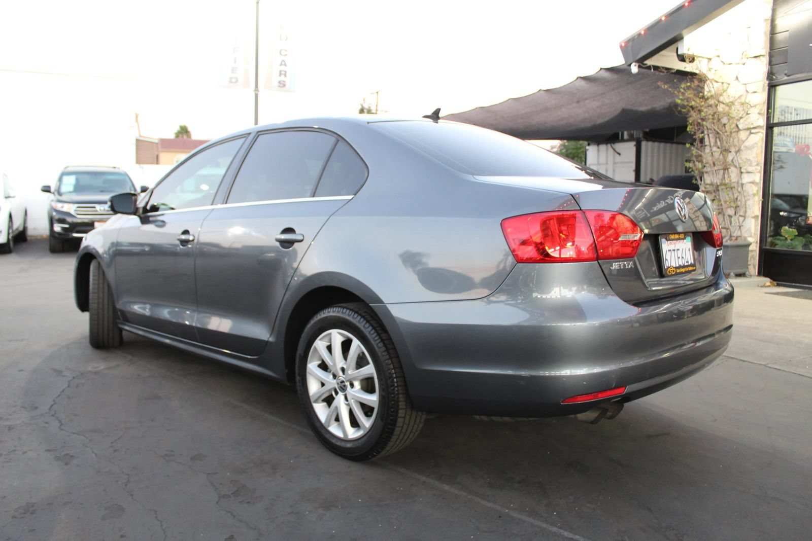 Used 2013 Volkswagen Jetta SE FWD image 3