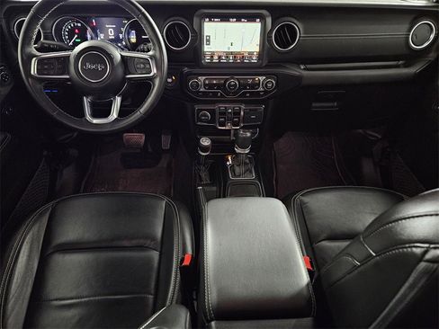 Used 2023 Jeep Wrangler Unlimited Sahara w/ Cold Weather Group image 7