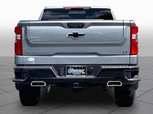 Used 2025 Chevrolet Silverado 1500 LT Trail Boss w/ Convenience Package II AWD/4WD image 5