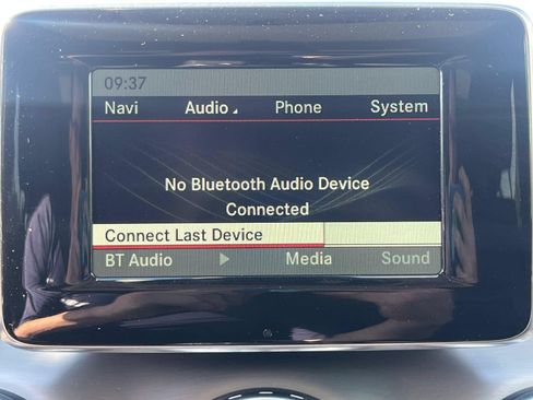 Used 2015 Mercedes-Benz GLA 250 4MATIC image 19