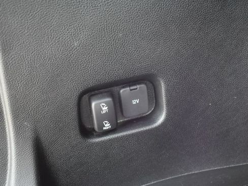 Used 2022 Ford Edge SEL AWD/4WD image 37