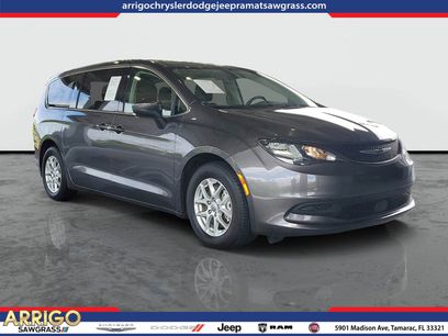 Certified 2022 Chrysler Voyager LX