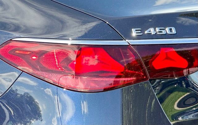 New 2027 Mercedes-Benz E 450 4MATIC Sedan image 11