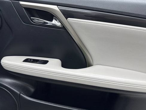 Used 2019 Lexus RX 350 FWD w/ Accessory Package image 43