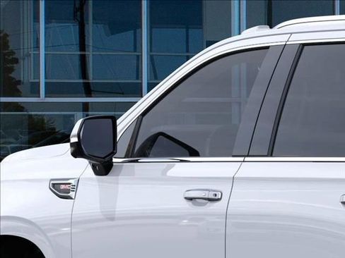 New 2026 GMC Yukon Denali image 12