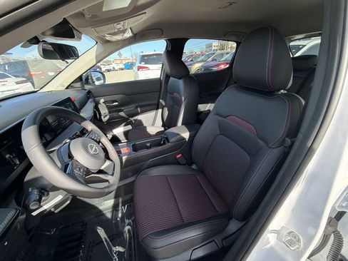 New 2026 Nissan Kicks SR w/ Cold Weather Package image 11