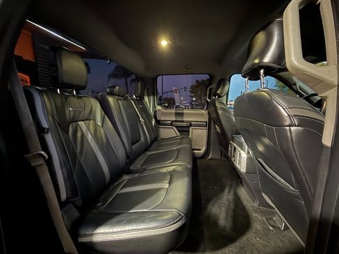 Used 2015 Ford F150 XLT RWD image 37