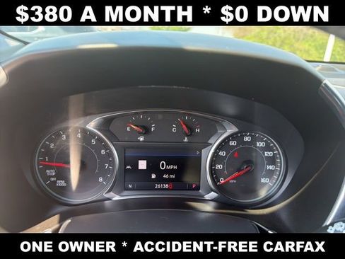 Used 2023 Chevrolet Equinox Premier image 16