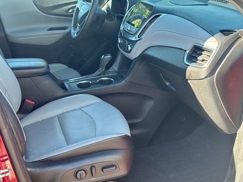 Used 2020 Chevrolet Equinox Premier FWD image 13