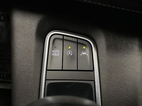 Used 2022 Cadillac Escalade Sport w/ Touring Package AWD/4WD image 29