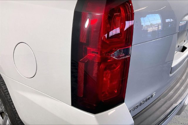 Used 2017 Chevrolet Tahoe Premier AWD/4WD image 14