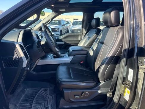 Used 2018 Ford F150 Lariat w/ Equipment Group 502A Luxury AWD/4WD image 11