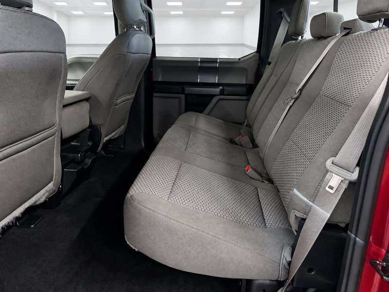 Used 2018 Ford F150 XLT w/ Equipment Group 302A Luxury AWD/4WD image 23
