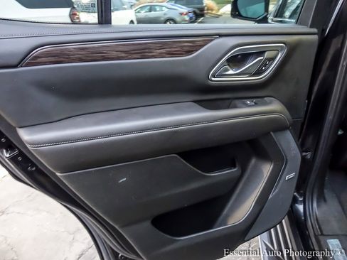 Used 2021 Chevrolet Tahoe LT w/ LT Signature Package image 34