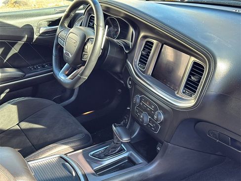 Used 2020 Dodge Charger Scat Pack image 9