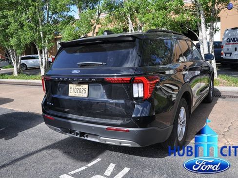 New 2026 Ford Explorer Active w/ Active Comfort Package RWD image 5