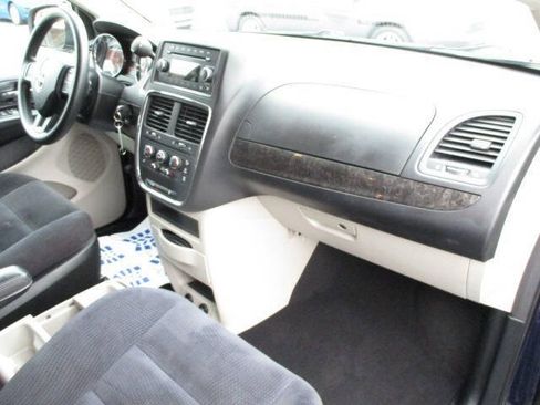 Used 2014 Dodge Grand Caravan SE w/ Quick Order Package 29E SE FWD image 14