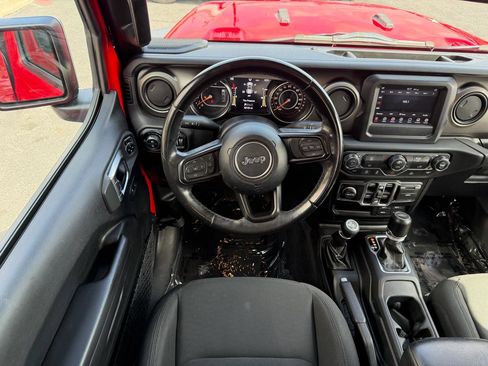 Used 2020 Jeep Gladiator Sport w/ Quick Order Package 24S image 15