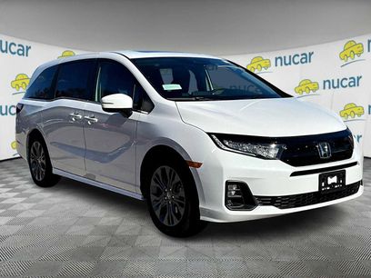 New 2025 Honda Odyssey Touring