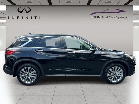 Certified 2025 INFINITI QX50 Pure AWD/4WD image 8
