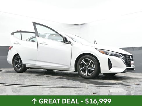 Used 2024 Nissan Sentra SV image 71