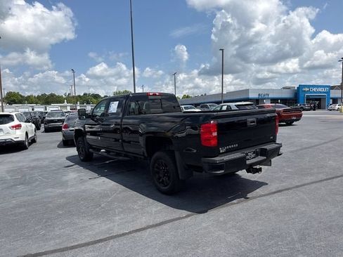 Used 2019 Chevrolet Silverado 2500 LTZ w/ Duramax Plus Package AWD/4WD image 5