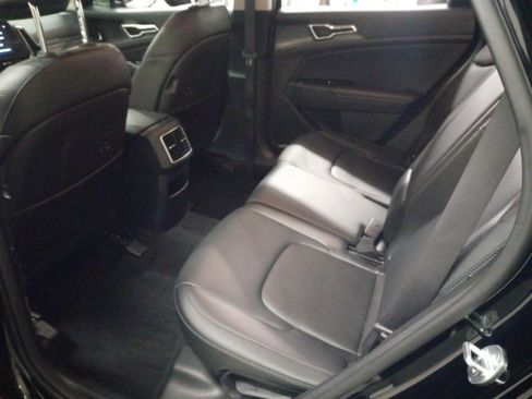 Certified 2024 Kia Sportage EX FWD image 14