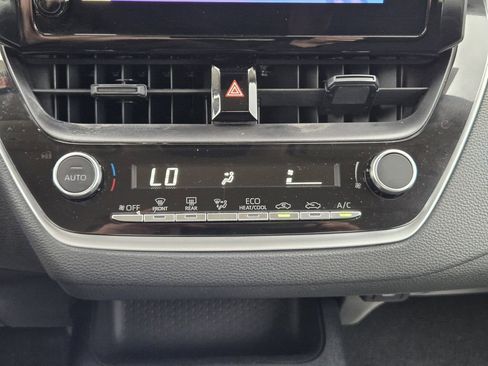 Used 2024 Toyota Corolla LE FWD image 13