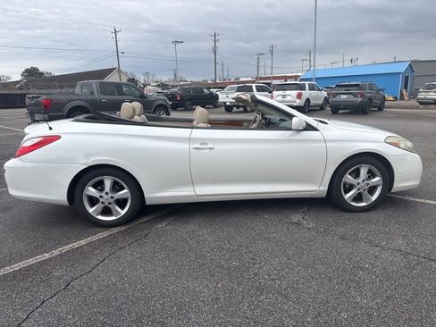 Used 2008 Toyota Solara SLE image 2