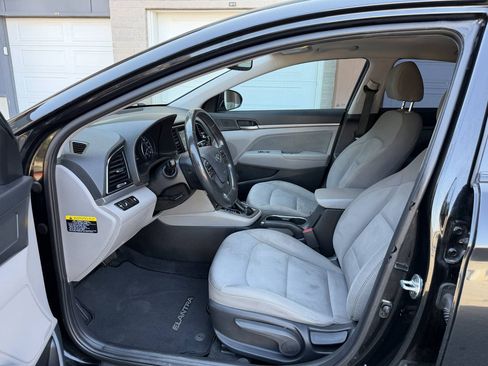 Used 2018 Hyundai Elantra Value Edition FWD image 13