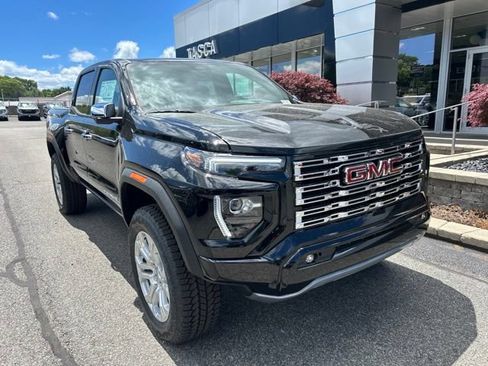 New 2026 GMC Canyon Denali w/ LPO, Denali Black Edition AWD/4WD image 1