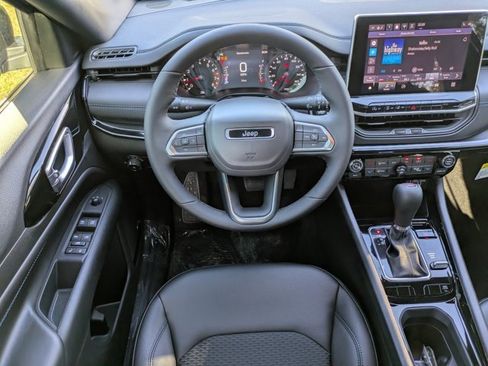 New 2026 Jeep Compass Latitude w/ Sun and Sound Group image 14